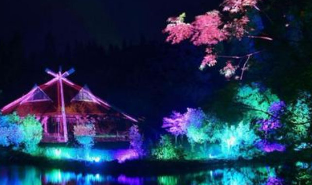 創(chuàng)新推出“VR+政務(wù)服務(wù)”、“VR+智慧安防”